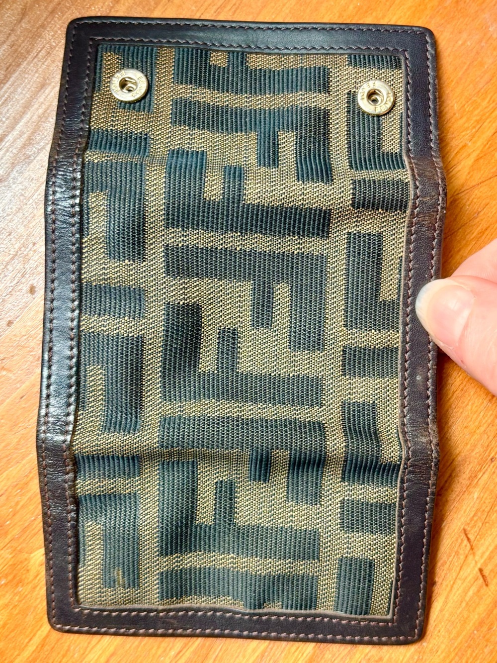 Fendi Zucca Half Circle Bifold Wallet AND Key Holder SET ποΈποΈ - Picture 5 of 16